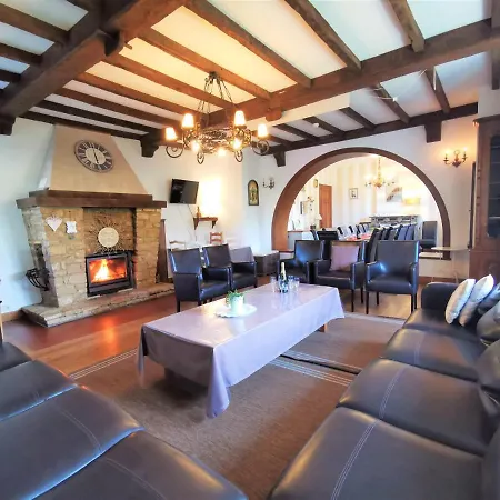 Prázdninový dům Le Manoir De La Rulette 20p Well-ness Bbq Jardin Terrasse Ping Pong Salle De Jeux *