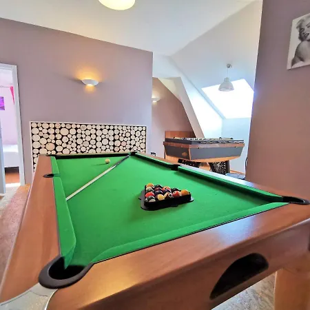Ferienhaus Le Manoir De La Rulette 20p Well-ness Bbq Jardin Terrasse Ping Pong Salle De Jeux Tintigny