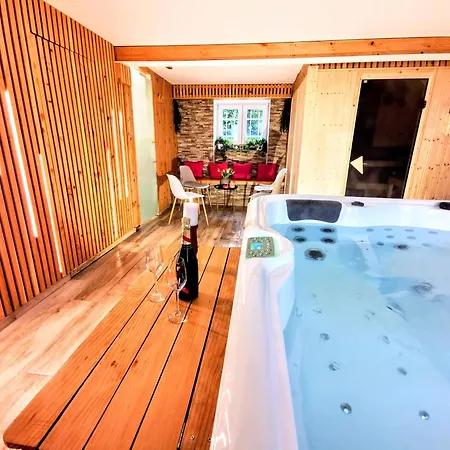 Le Manoir De La Rulette *